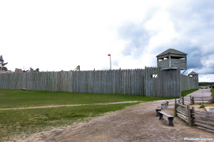 Reconstruction of historic fur trading post Fort Michlimacinac at Straits of Macinac.
Click for larger picture.