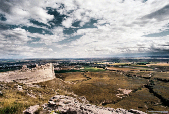 View from the top of Scott's Bluff. Click for larger picture. View from the top of Scott's Bluff.